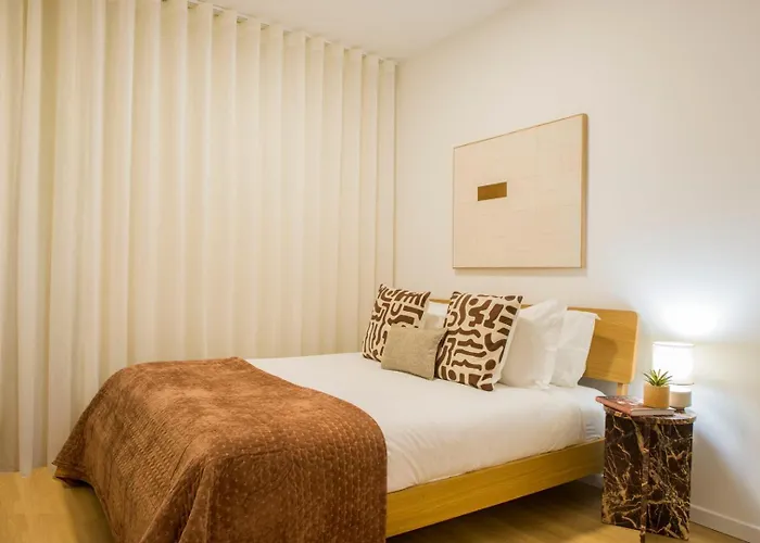 Historic With View Of Infante Square Appartement