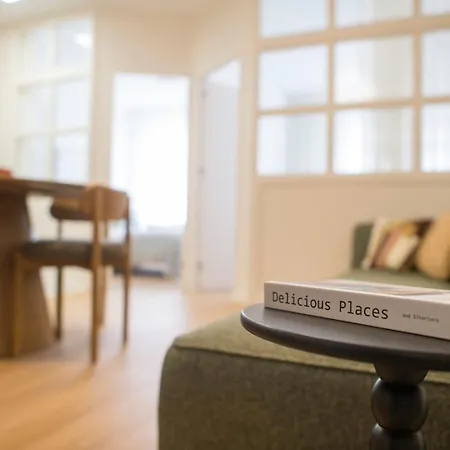 Historic With View Of Infante Square Apartment