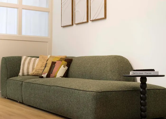 Historic With View Of Infante Square 포르투