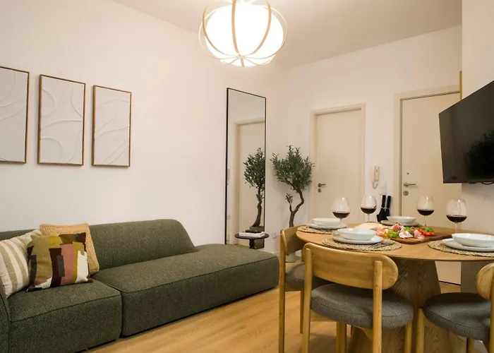 Historic With View Of Infante Square Apartment Porto