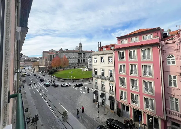 Historic With View Of Infante Square 아파트 *